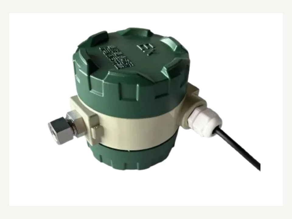 DSOD705 表面油傳感器實物圖，已通過 ThinkLink EdgeBus 對接